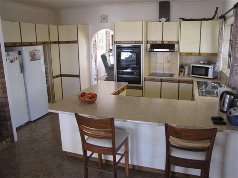 8 Downer Terrace, Lyrup SA 5343