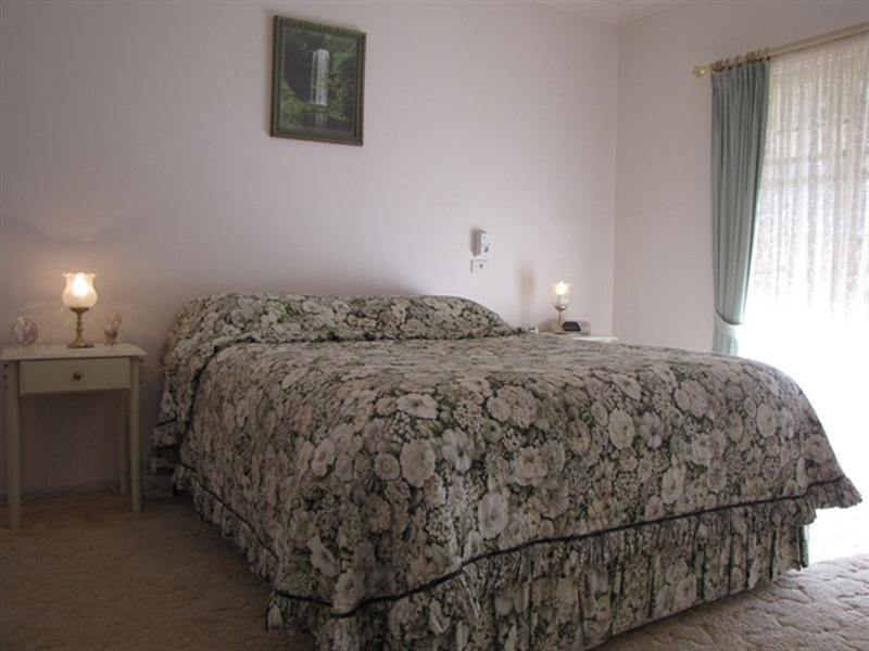 8 Downer Terrace, Lyrup SA 5343