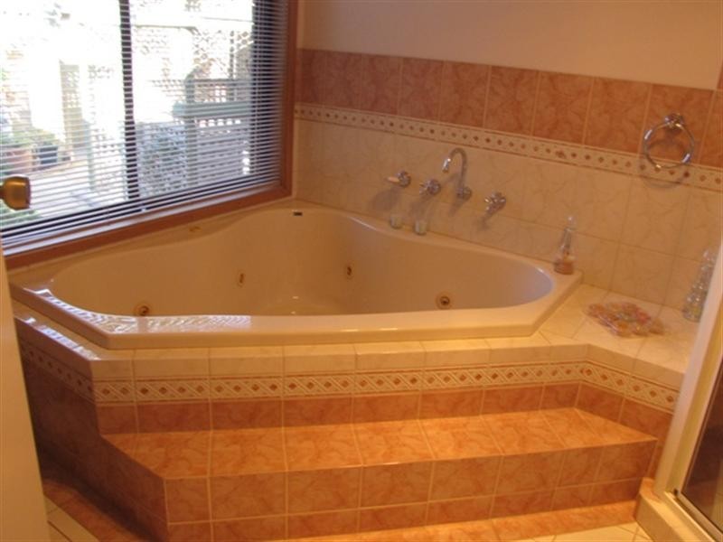 9 Viviancock Street, Berri SA 5343