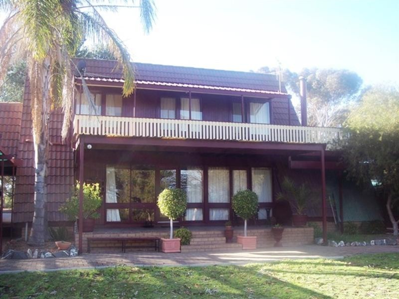 9 Fairway Avenue, Barmera SA 5345