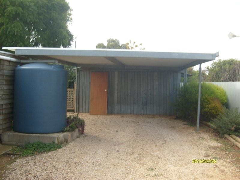 15 Colin Street, Loxton SA 5333