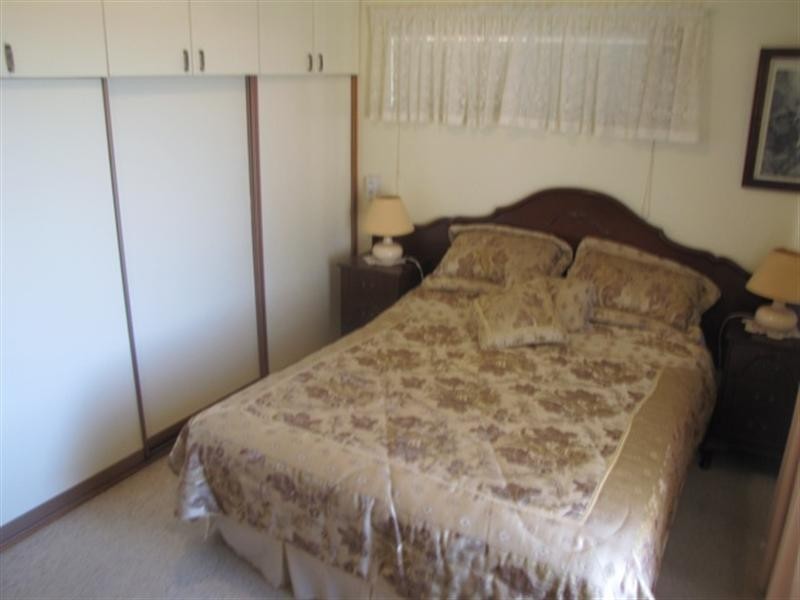 8 Hilltop Drive, Loxton SA 5333