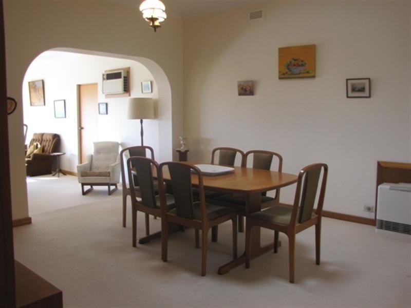 8 Hilltop Drive, Loxton SA 5333