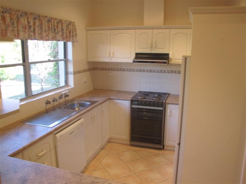 8 Hilltop Drive, Loxton SA 5333