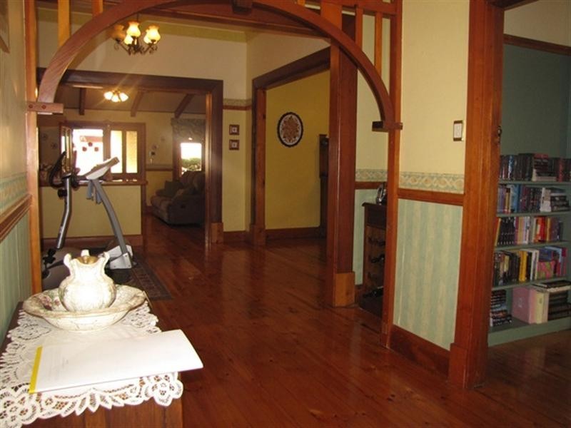 15 Laffer Street, Barmera SA 5345