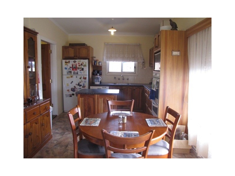 69 Drabsch Street, Loxton SA 5333