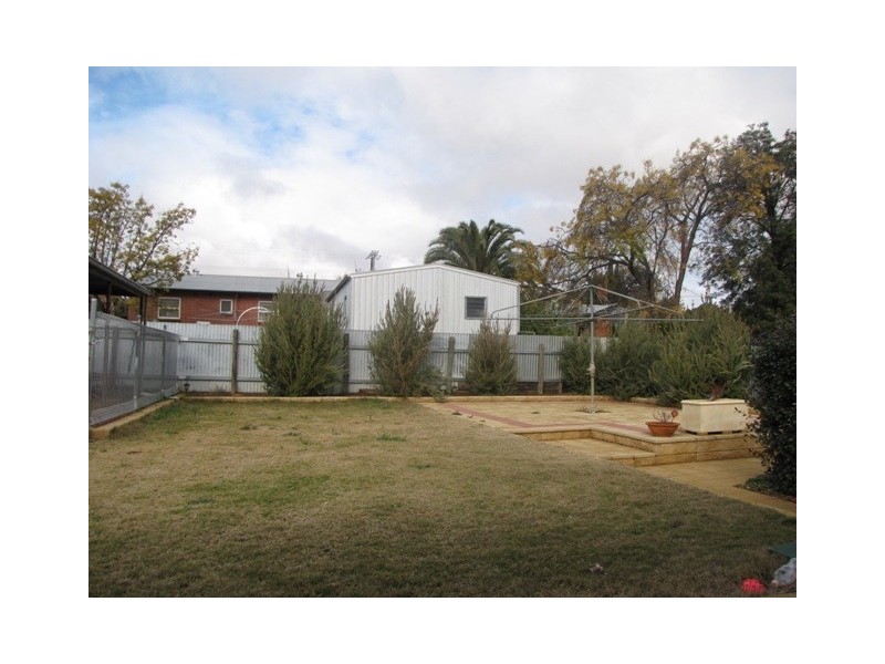 69 Drabsch Street, Loxton SA 5333