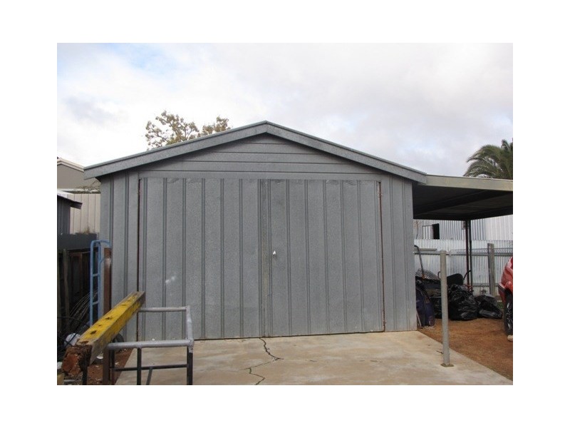 69 Drabsch Street, Loxton SA 5333