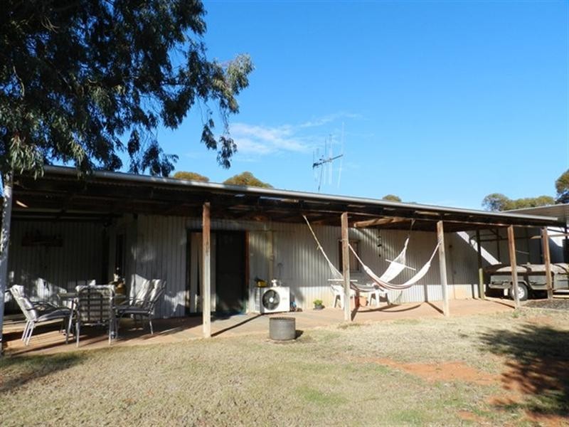 209 Bassham Road, Barmera SA 5345
