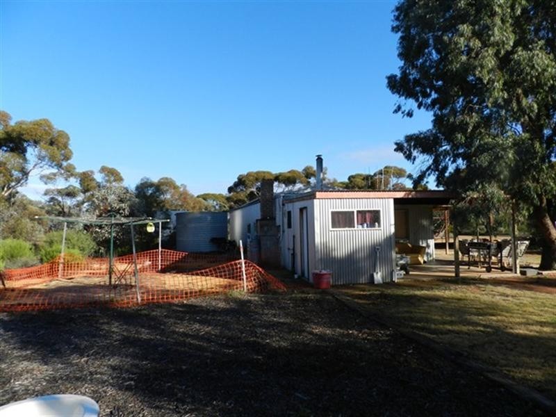 209 Bassham Road, Barmera SA 5345