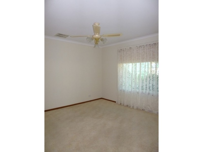 8 Garrard Street, Barmera SA 5345