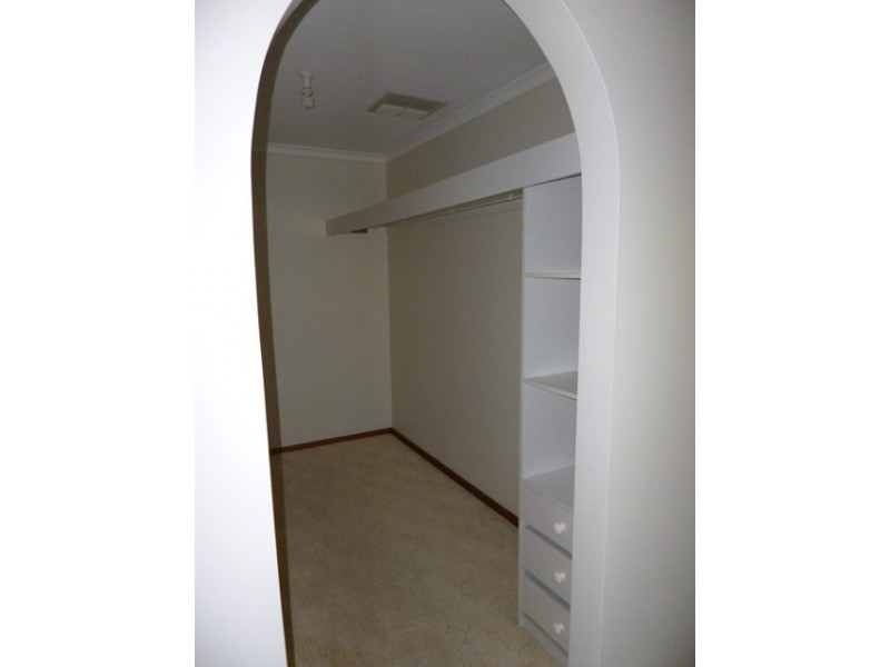 8 Garrard Street, Barmera SA 5345