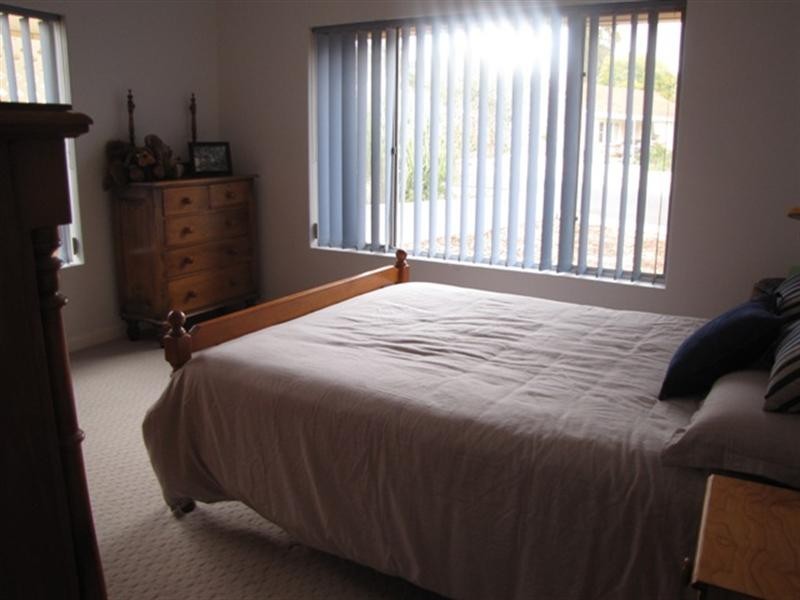 16 McMillan Street, Loxton SA 5333