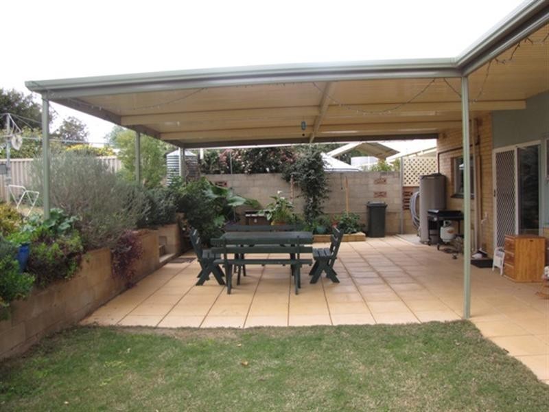 16 McMillan Street, Loxton SA 5333