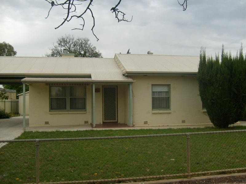 1 Oak Street, Loxton SA 5333