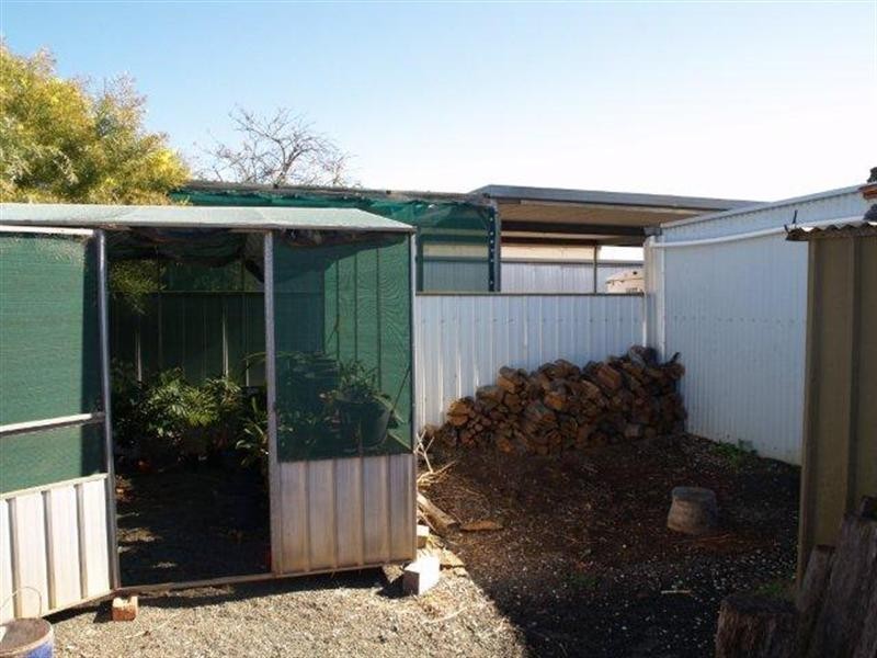 6 Eighth Street, Morgan SA 5320