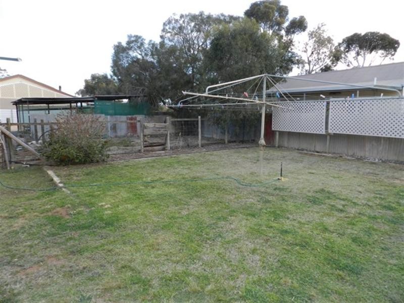 12 Curtis Street, Moorook SA 5332