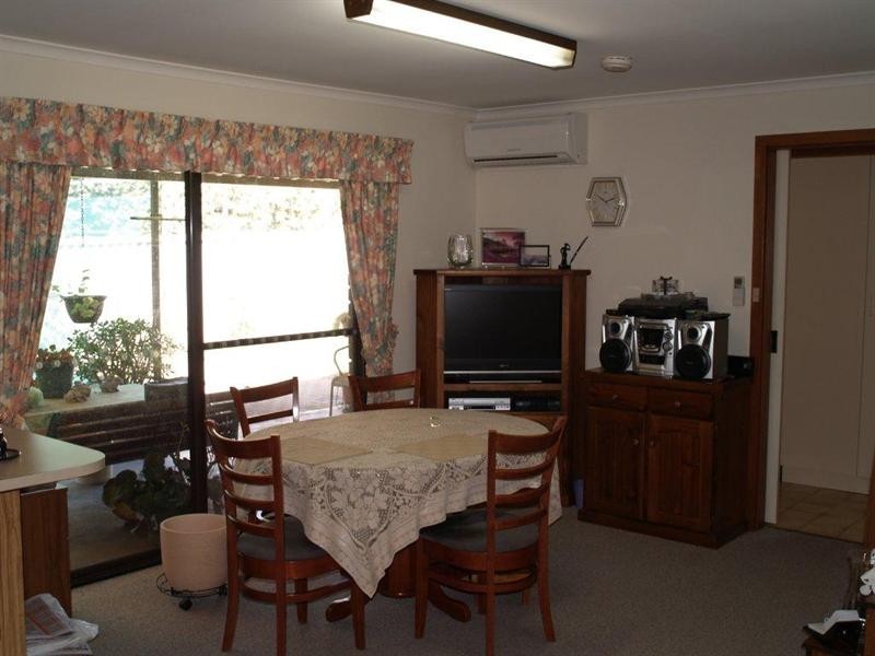 14 Isaacson Street, Waikerie SA 5330