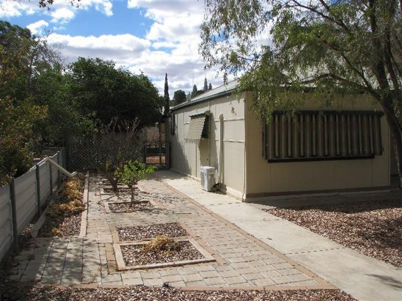 17 Gilbert Street, Berri SA 5343