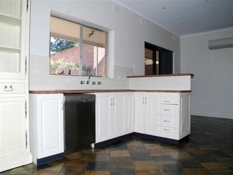 13 Derrick Street, Berri SA 5343