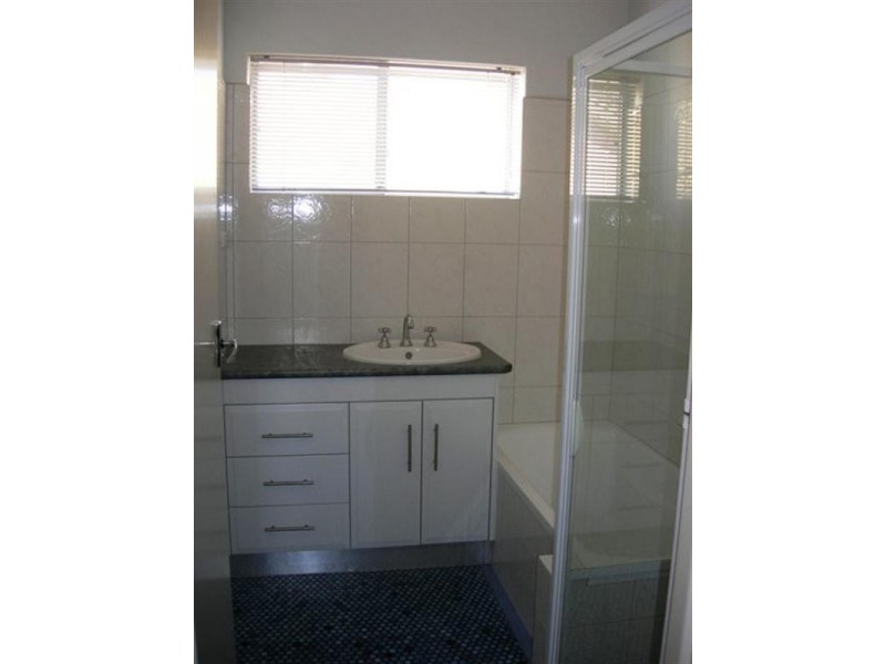 13 Derrick Street, Berri SA 5343