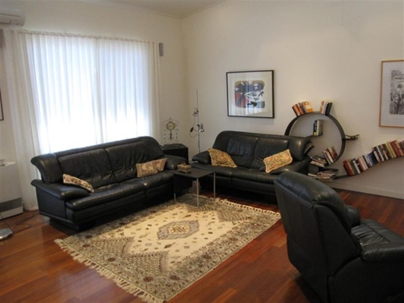 9 Thiele Avenue, Loxton SA 5333