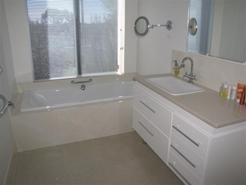 9 Thiele Avenue, Loxton SA 5333