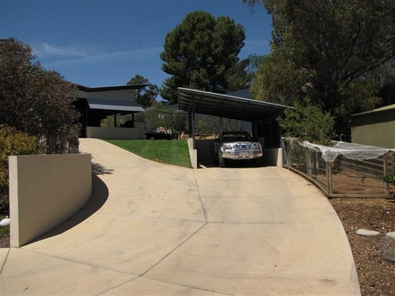 9 Thiele Avenue, Loxton SA 5333