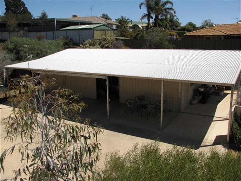 9 Thiele Avenue, Loxton SA 5333