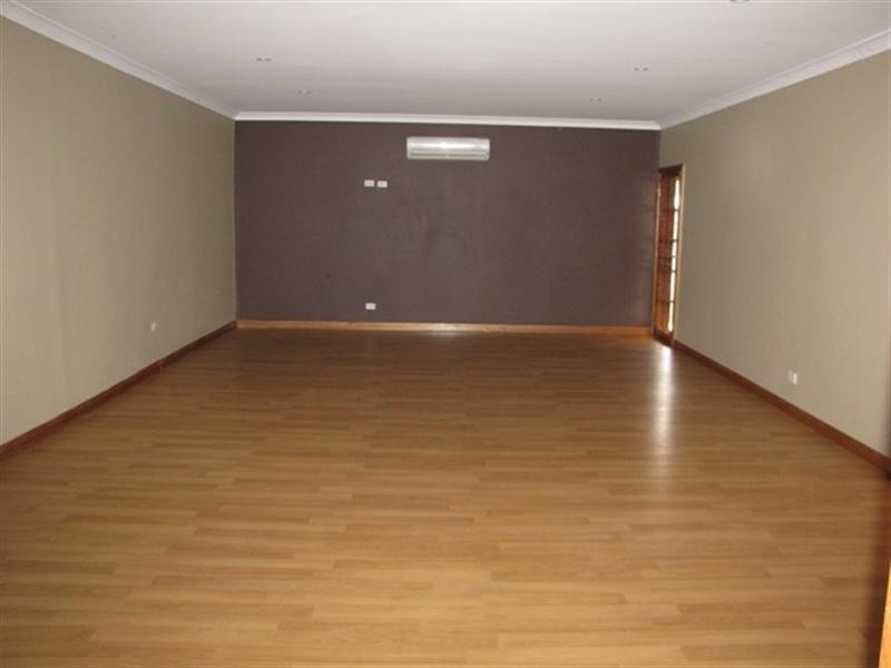 3 Hughes Street, Berri SA 5343