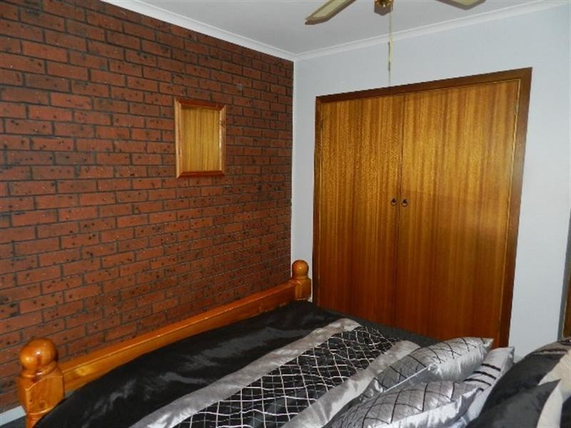 2/4 Guy Street, Berri SA 5343