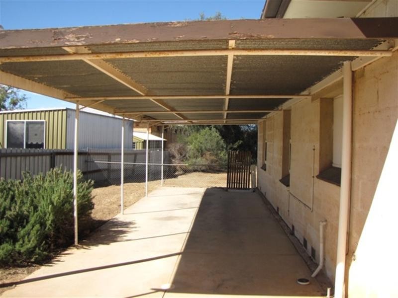 6 William Street, Loxton SA 5333