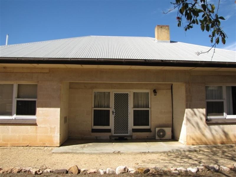 6 William Street, Loxton SA 5333