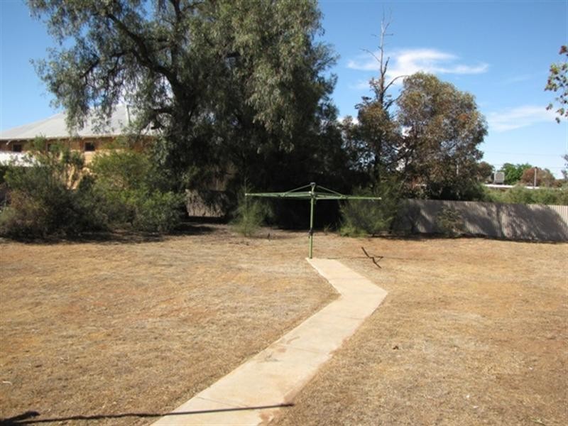 6 William Street, Loxton SA 5333