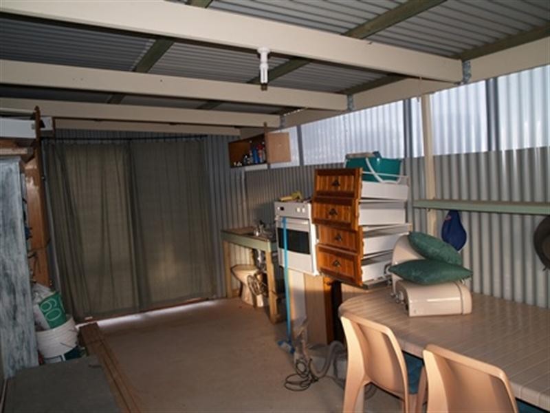 16 Egerton Street, Blanchetown SA 5357