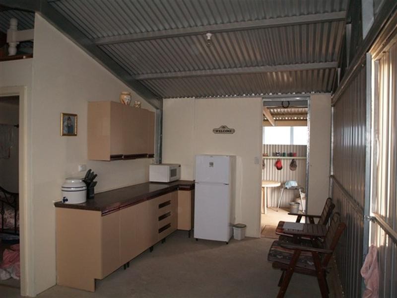 16 Egerton Street, Blanchetown SA 5357