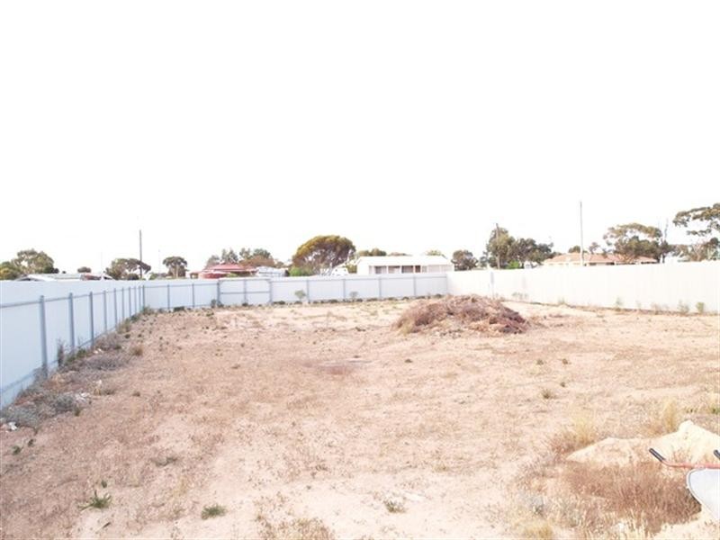 16 Egerton Street, Blanchetown SA 5357