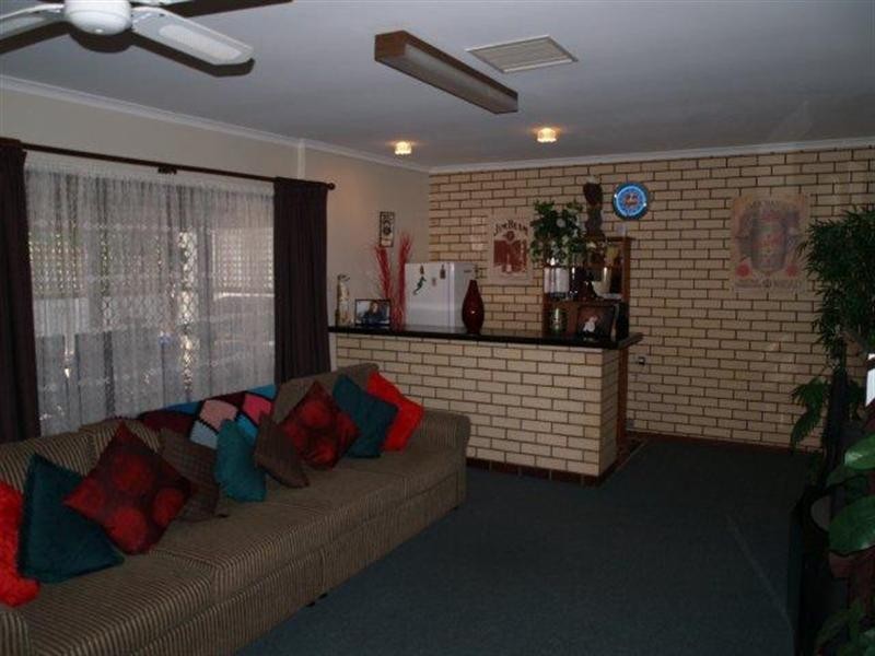 4 Miller Street, Waikerie SA 5330