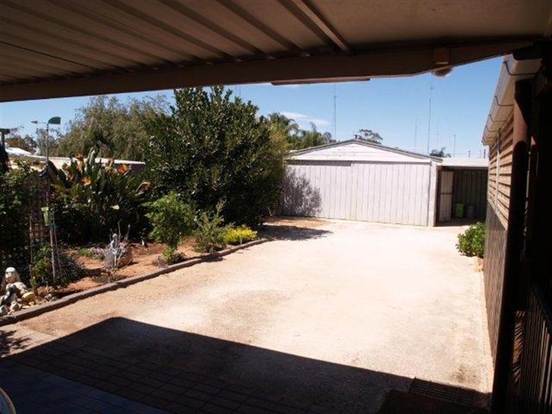 4 Miller Street, Waikerie SA 5330