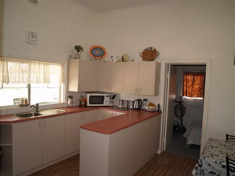 21 Railway South Terrace, Waikerie SA 5330