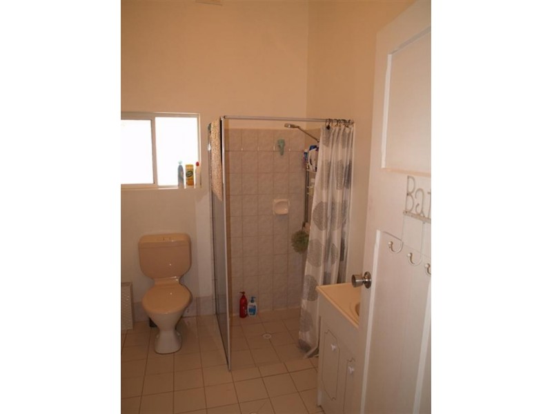 21 Railway South Terrace, Waikerie SA 5330