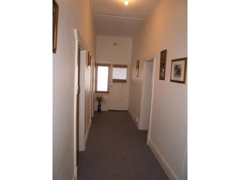 21 Railway South Terrace, Waikerie SA 5330