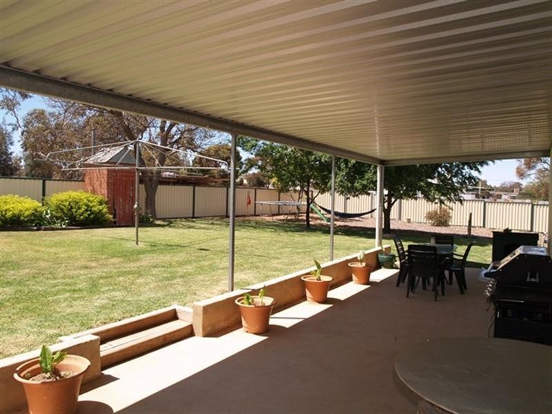 21 Railway South Terrace, Waikerie SA 5330