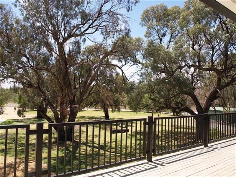 377 Scotts Creek, Morgan SA 5320