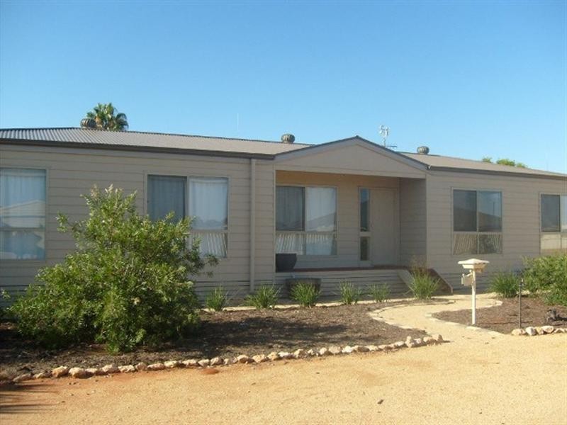 11 Schick Street, Loxton SA 5333