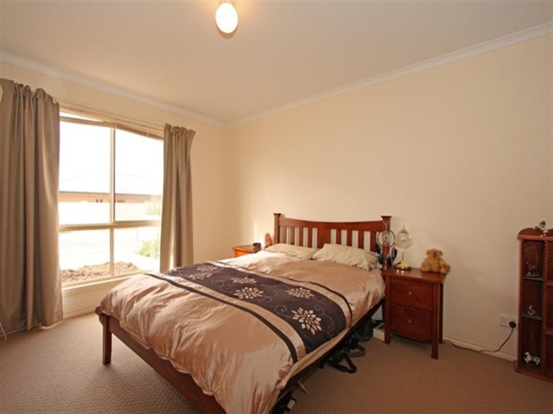 11 Schick Street, Loxton SA 5333