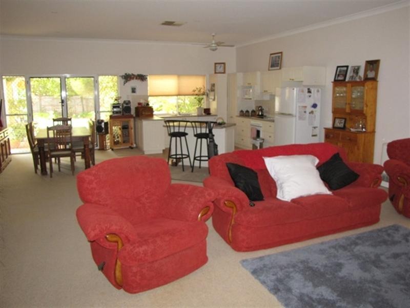 33 Lake Avenue, Barmera SA 5345