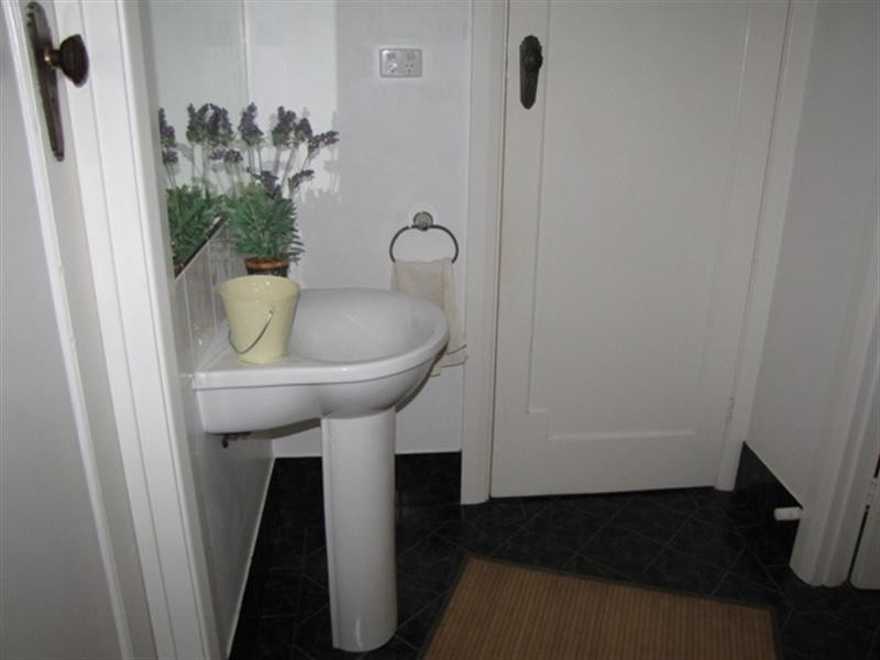 33 Lake Avenue, Barmera SA 5345