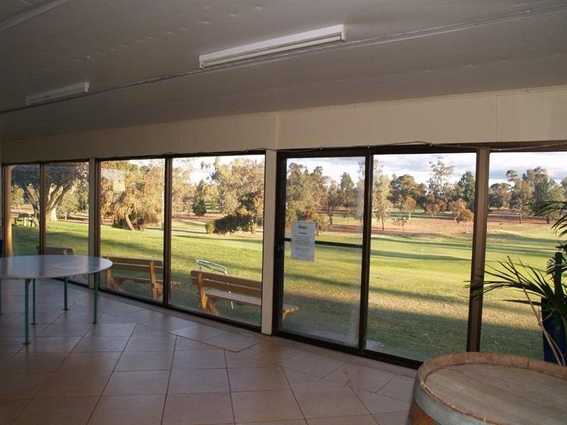 22 Dunlop Road, Waikerie SA 5330