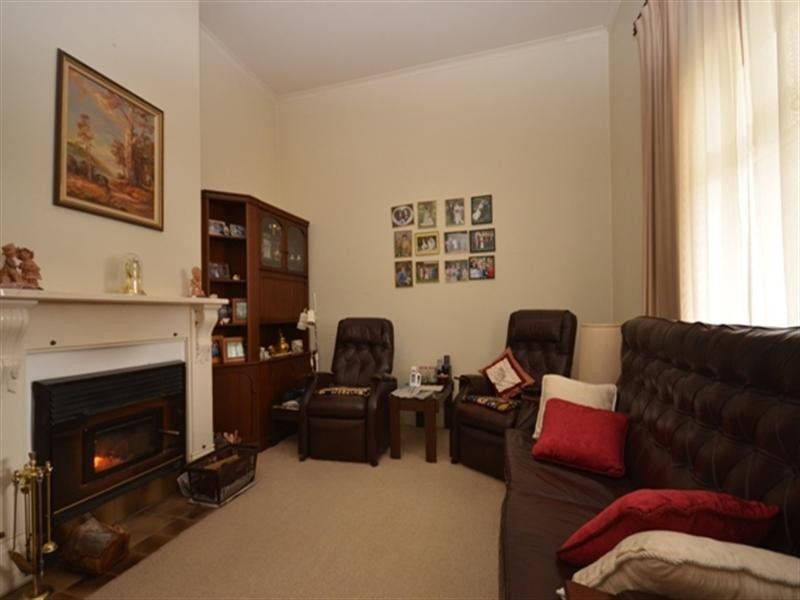 4 Eighth Street, Morgan SA 5320